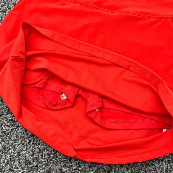 Nike DriFit Golf Skirt - Picture 4 of 6